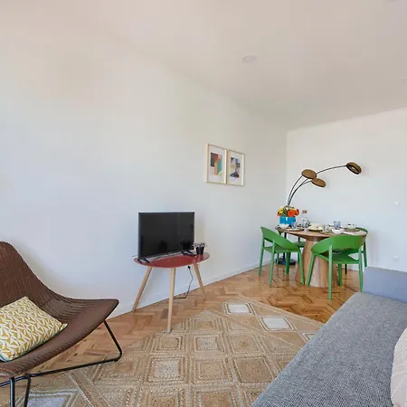 Apartment River Birds View, By Timecooler Lisbon