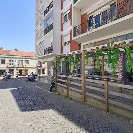 Apartment River Birds View, By Timecooler Lisbon