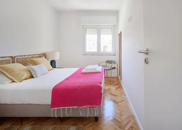 River Birds View, By Timecooler Appartamento Lisbona