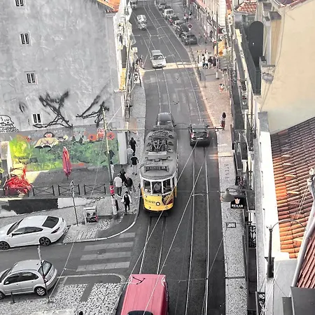 아파트 River Birds View, By Timecooler